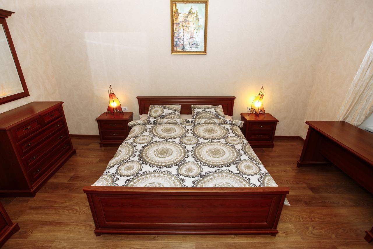 Apartment Near Museum Lviv Eksteriør bilde